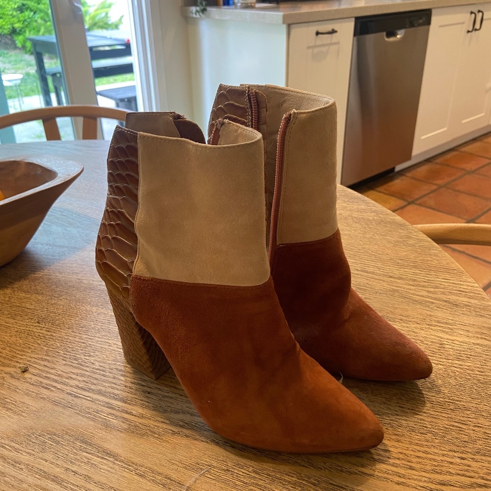 Chinese laundry block heel